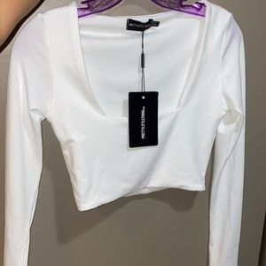 Square neck long sleeve crop top!